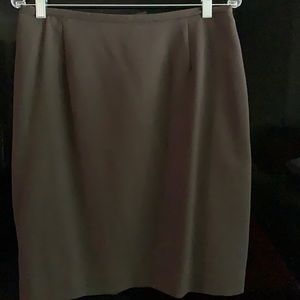 Women’s size 16 p fully lined skirt
